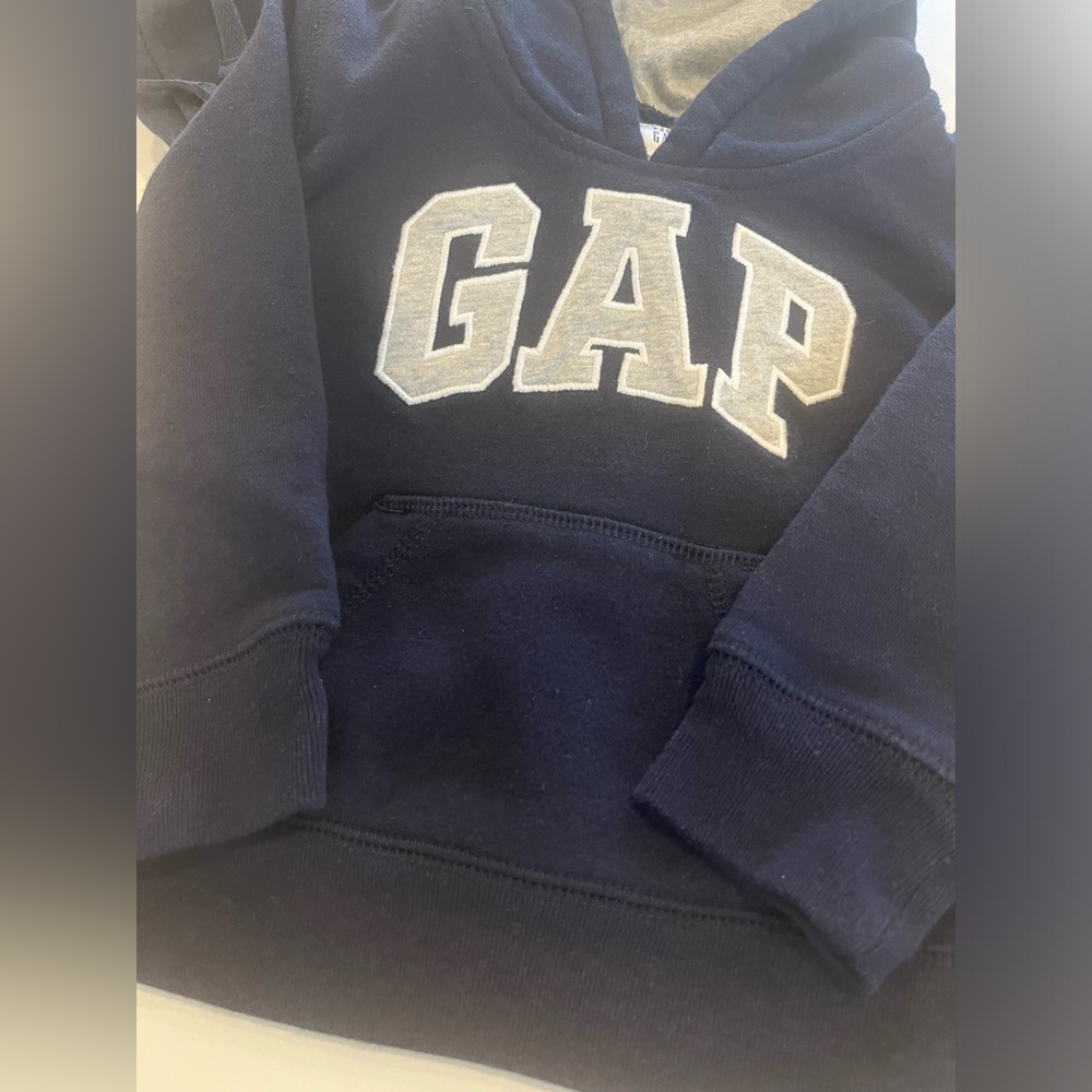 GAP | Toddler Logo Sweat Set - Picture 5 of 13